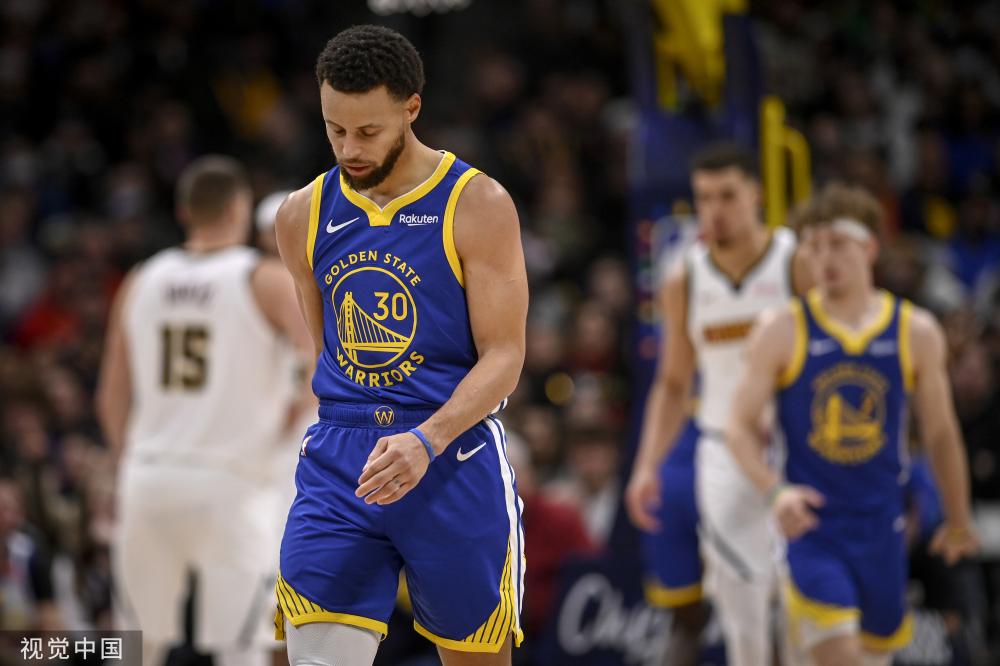 面展现了她 面展现了她